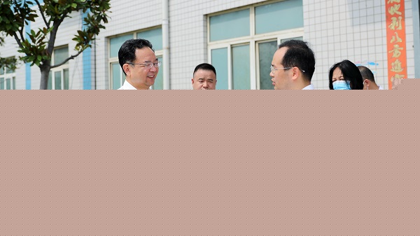 鄭州市委常委、市紀委書記杜新軍一行蒞臨鄭鍋調(diào)研指導(dǎo)工作