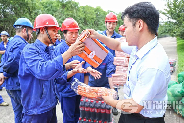 鄭州高新區(qū)黨工委、管委會(huì)到鄭鍋開展送清涼慰問活動(dòng)